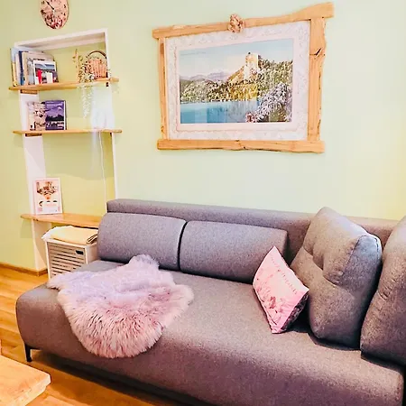 Sabine - Pr' Skminc Bohinjska Bela