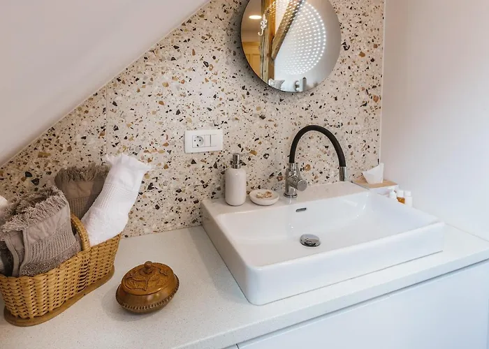 Apartament Sabine - Pr' Skminc *