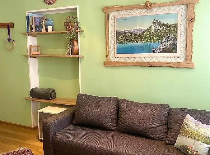 Sabine - Pr` Skminc Bohinjska Bela